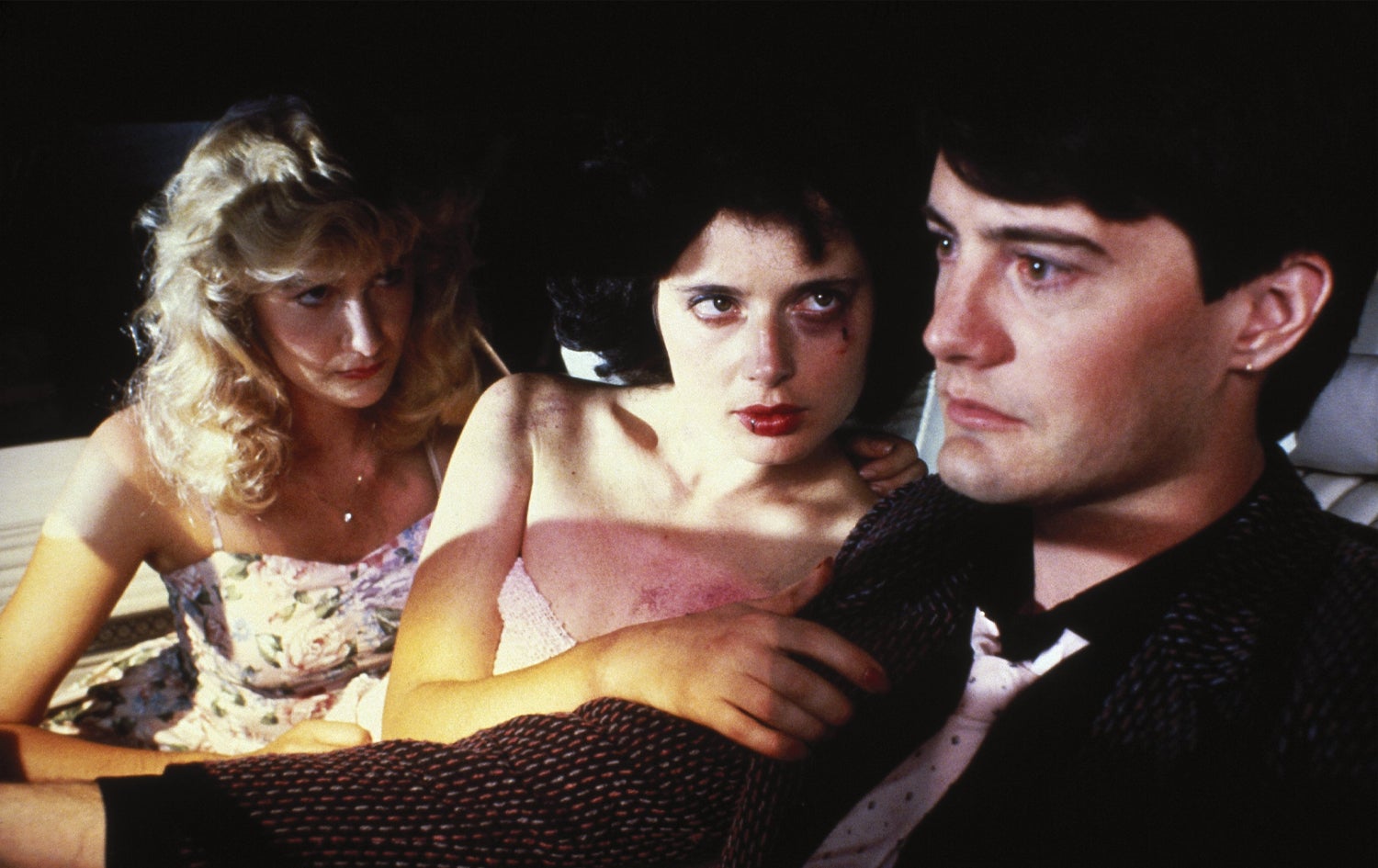 دیمەنێک لە فیلمی "Blue Velvet"