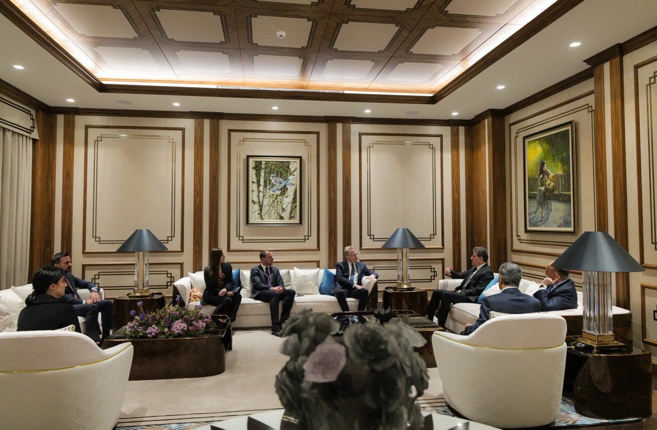 دیمەنێکی کۆبوونەوەکە