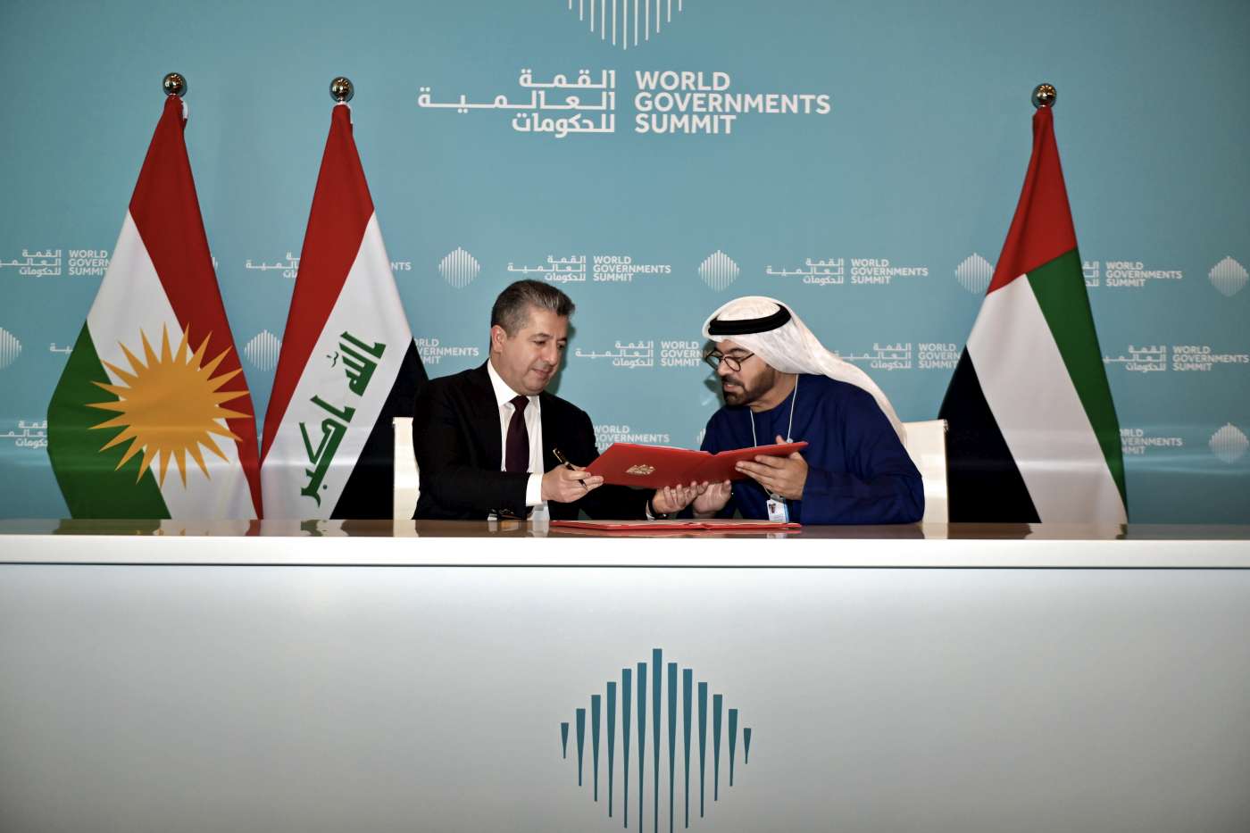 دیمەنێکی رێوڕەسمی واژۆکردنی یاداشتەکە