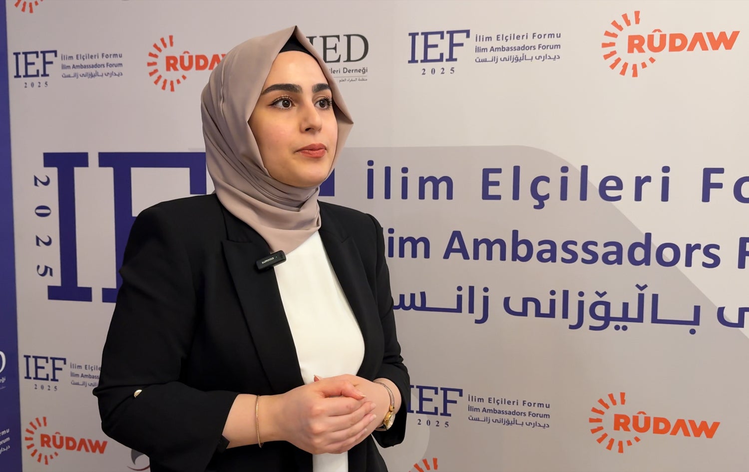 Foto: İlim Elçileri Formu Genel Koordinatör Yardımcısı Amez Abdulkerim Foto: İlim Elçileri Formu Genel Koordinatör Yardımcısı Amez Abdulkerim