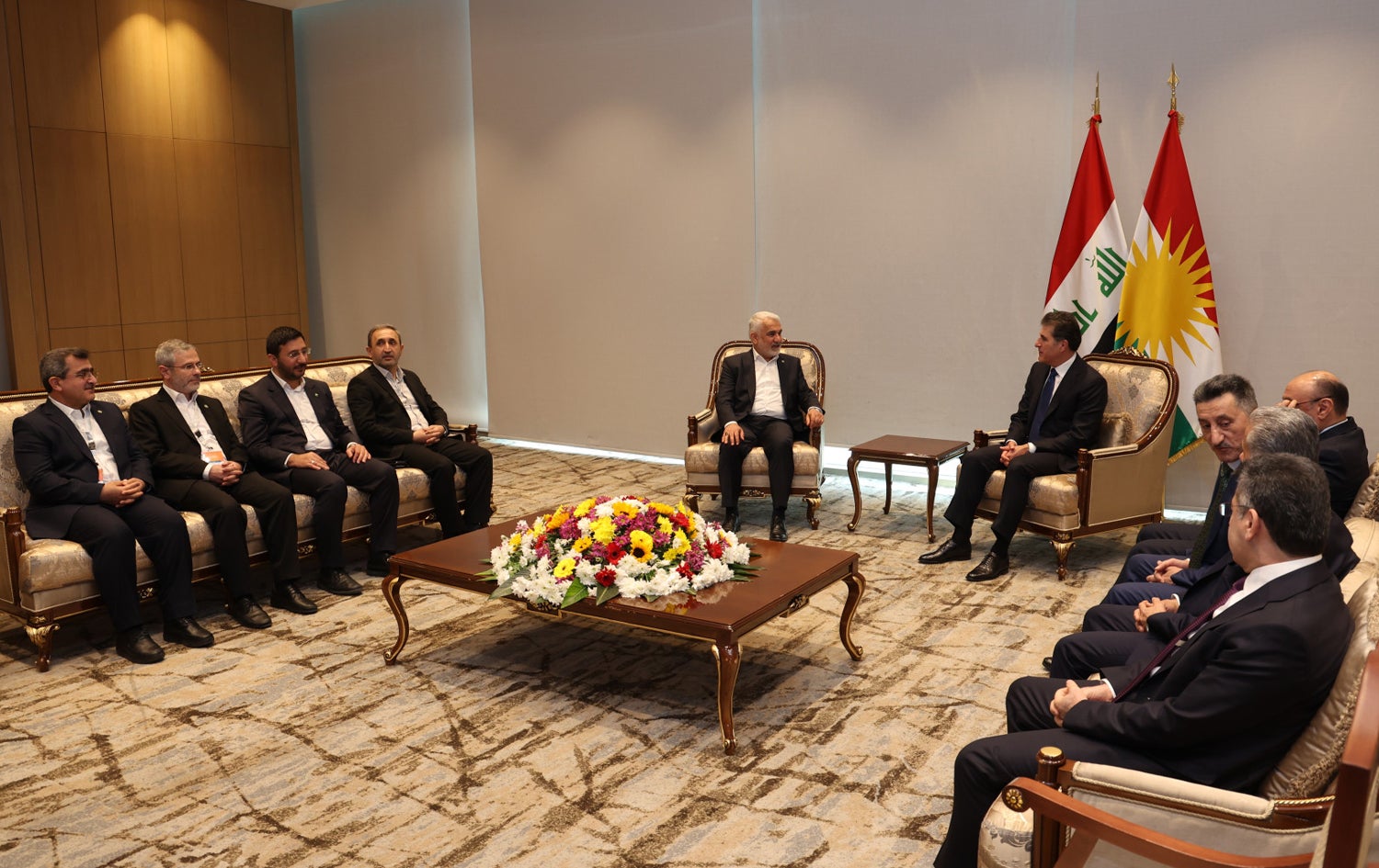 کۆبوونەوەی سەرۆکی هەرێمی کوردستان لەگەڵ شاندێکی یاوەری سەرۆکی گشتیی هوداپار.