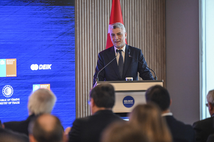 Ticaret Bakanı Ömer Bolat