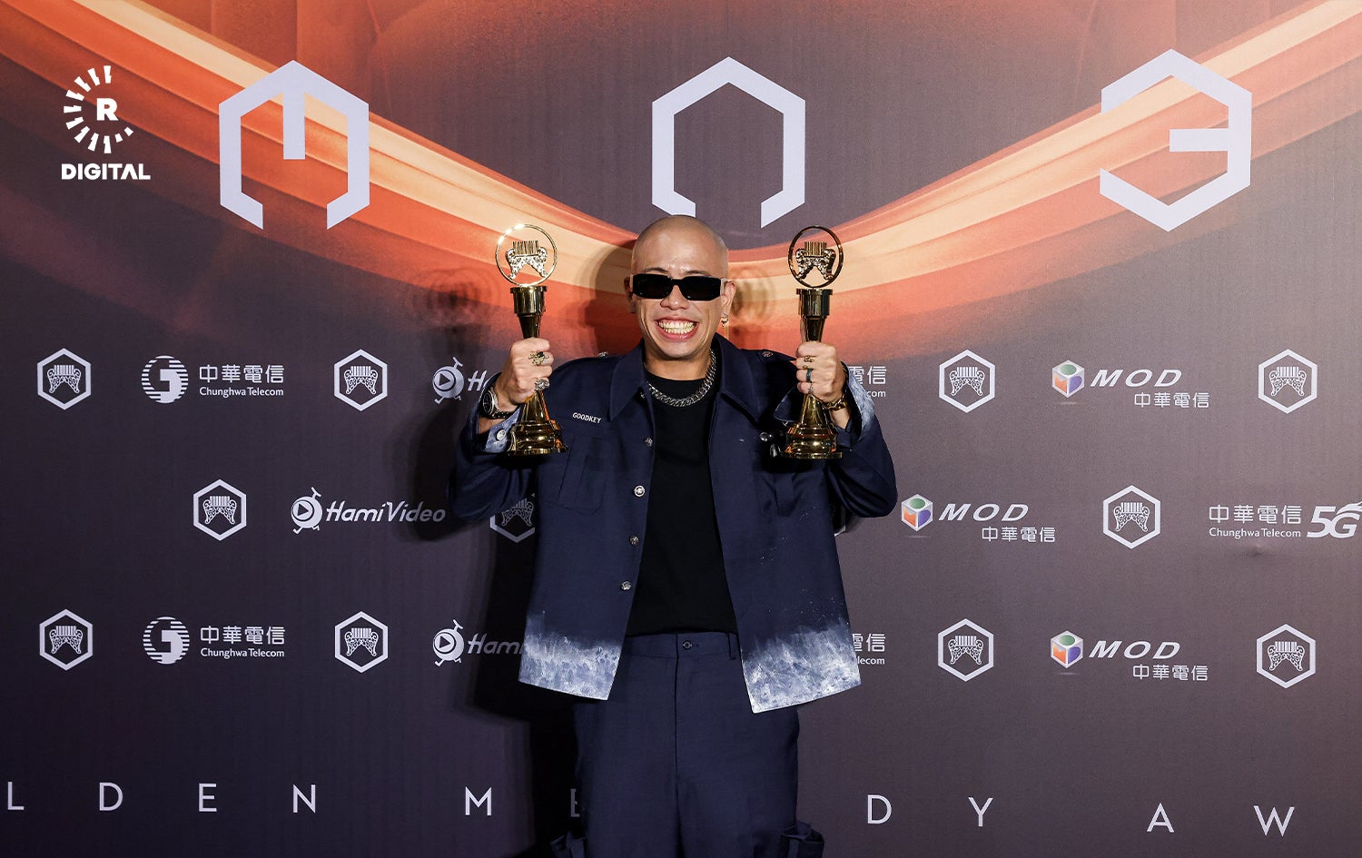 لو شیه-هسوان، براوەی باشترین گۆرانیبێژی پیاو. وێنە؛ AFP