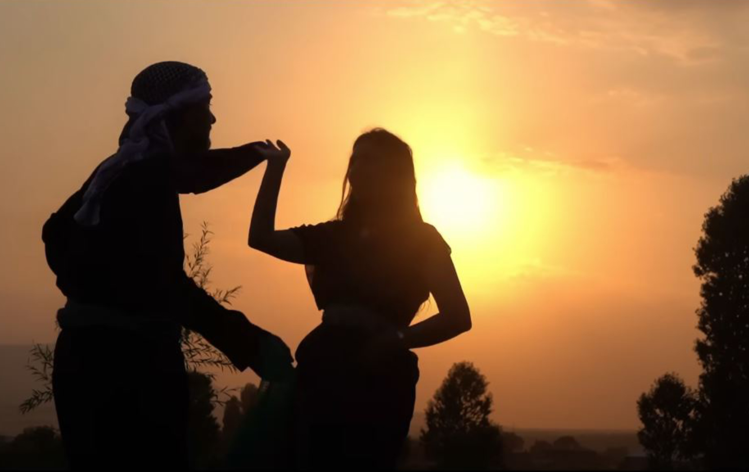 دیمەنێکی کلیپی "شیرەتا دل"