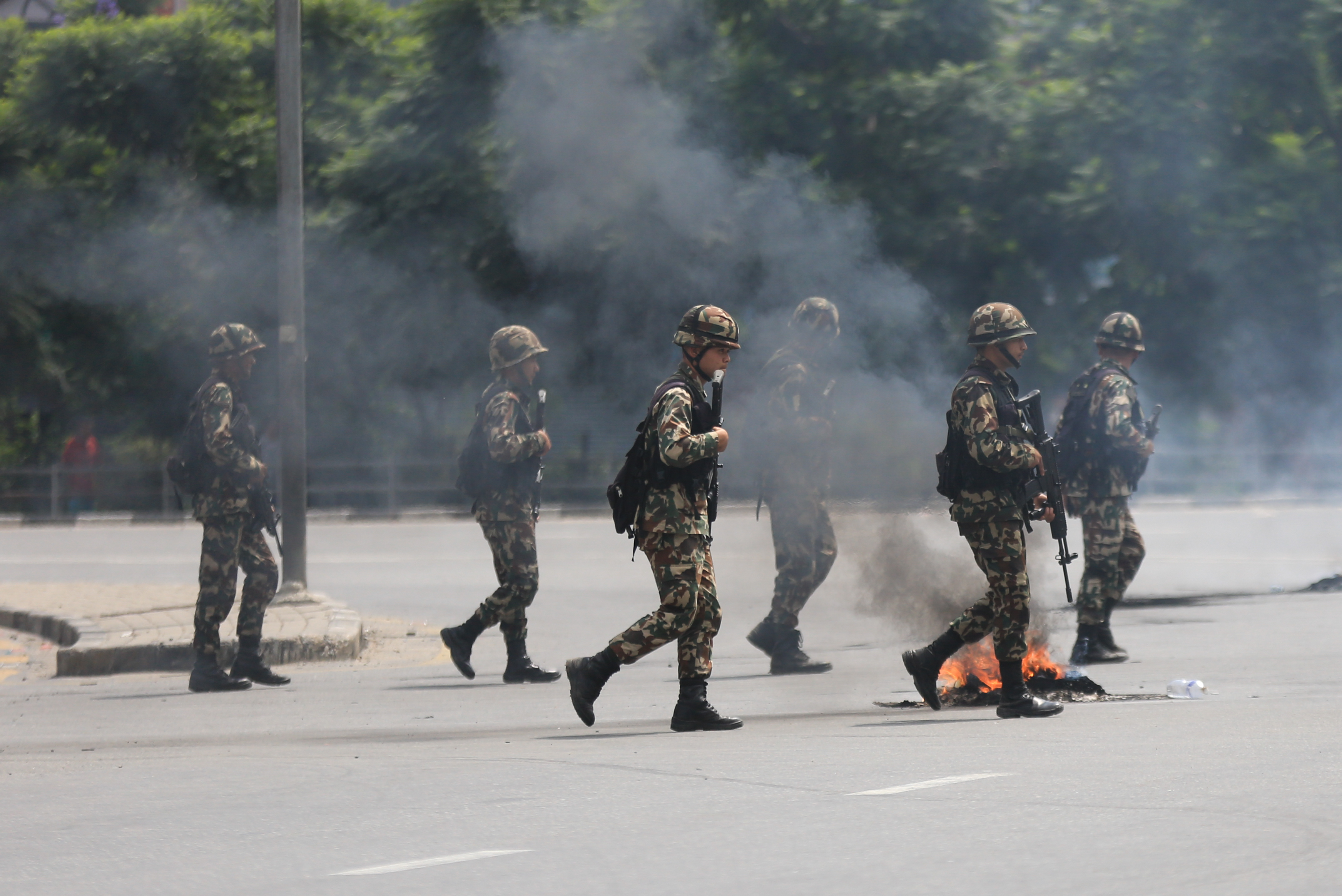 Nepal'de ordu sokağa indi. / AA