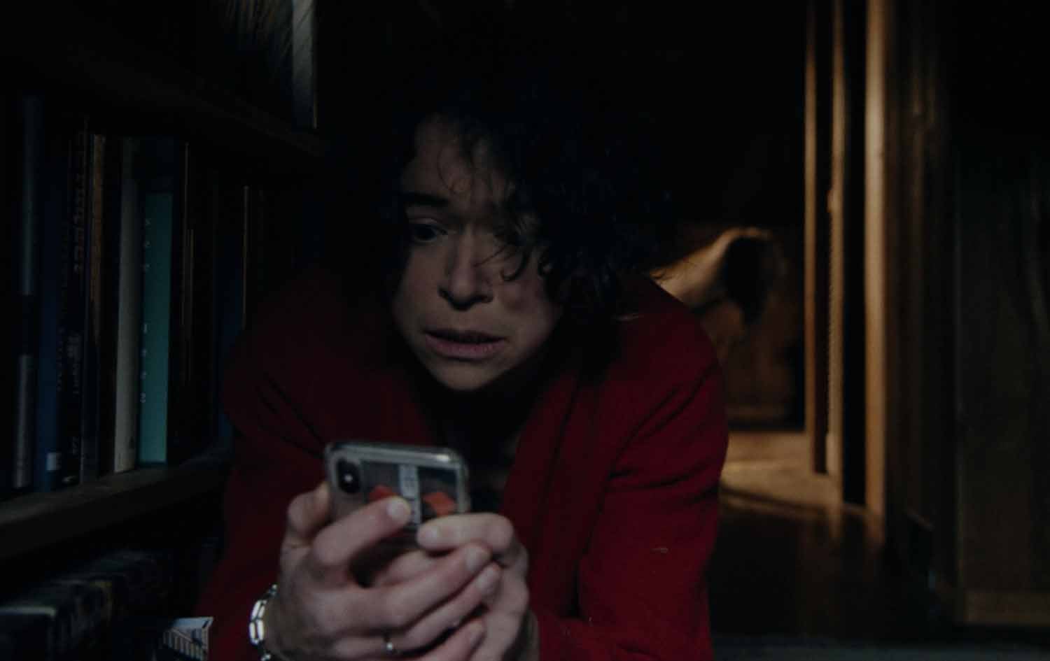 دیمەنێک لە فیلمی (Keeper)