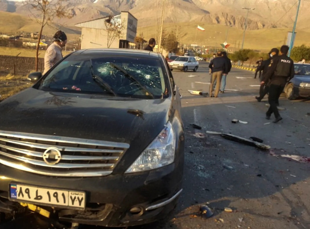 İran devlet televizyonu IRIB’in 27 Kasım’da yayımladığı fotoğrafta, İranlı nükleer bilimci Muhsin Fahrizade’nin hasar gören aracı görülüyor. Fotoğraf: IRIB News Agency / AFP İran devlet televizyonu IRIB’in 27 Kasım’da yayımladığı fotoğrafta, İranlı nükleer bilimci Muhsin Fahrizade’nin hasar gören aracı görülüyor. Fotoğraf: IRIB News Agency / AFP