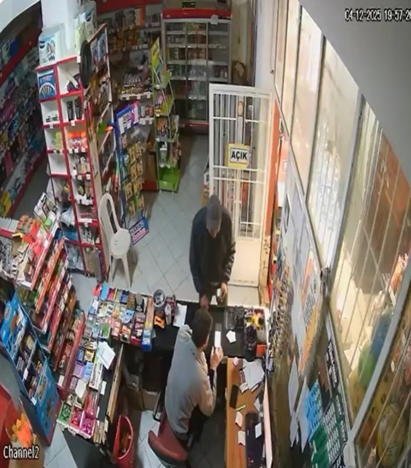 Özdemir, markette alışveriş yaptı - Ekran alıntısı