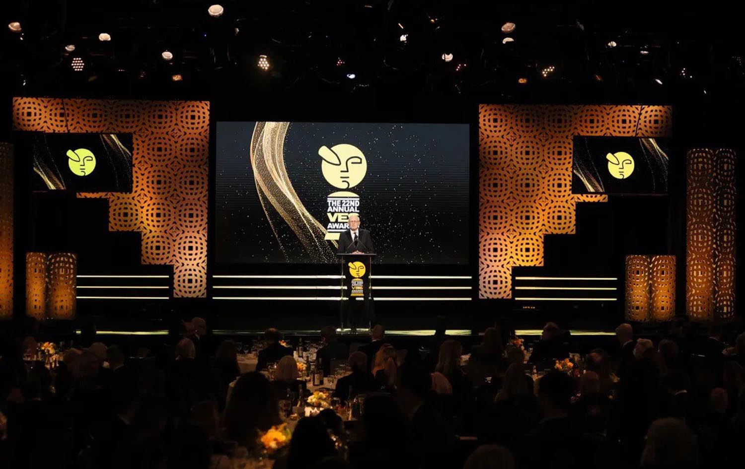 رێوڕەسمی بەخشینی خەڵاتەکانی (VES)