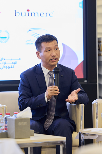 ژو شائۆدۆنگ، جێگری سەرۆکی جێبەجێکاری شێری نێودەوڵەتی، گوتارێک لە رێوڕەسمی واژۆکردنەکەدا پێشکەش دەکات