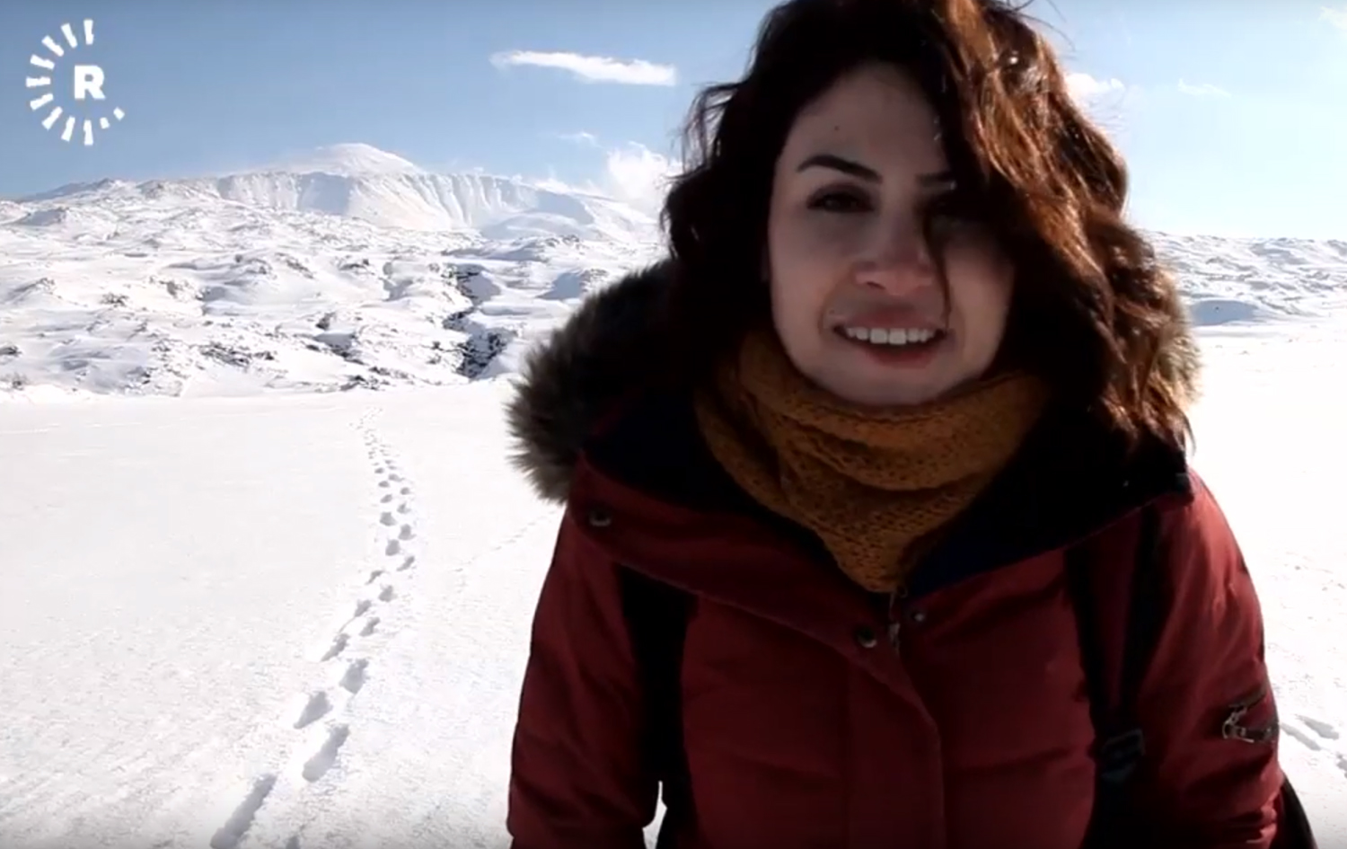 Dengên Bakur: Dengbêjiya jinan li Îdirê