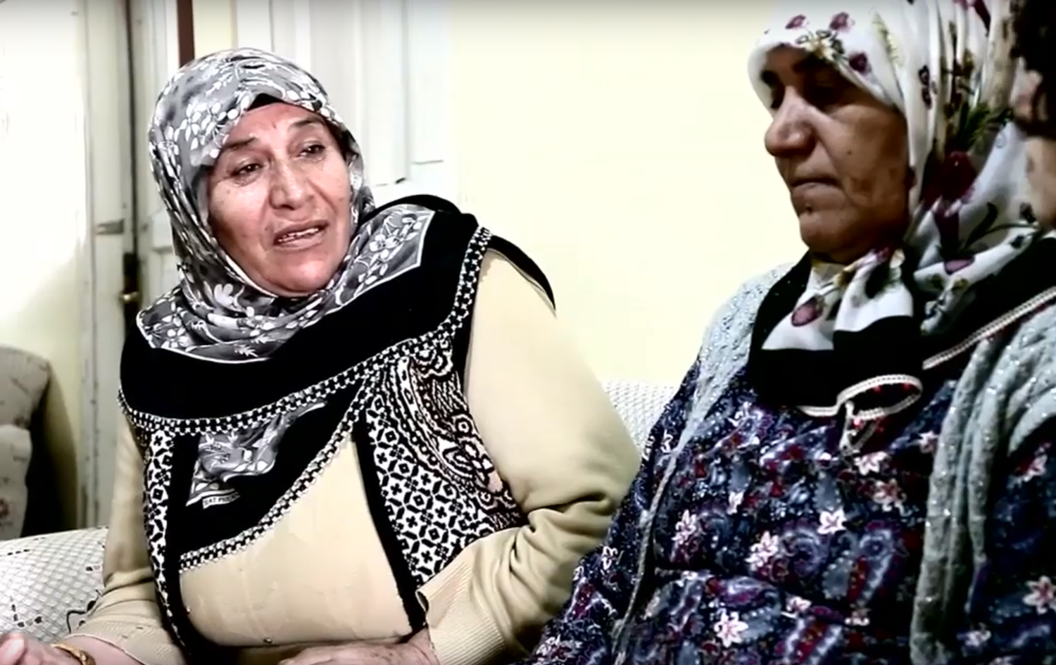 Dengên Bakur; Sê jinên bi temen li Bakurê Kurdistanê stranan dibêjin