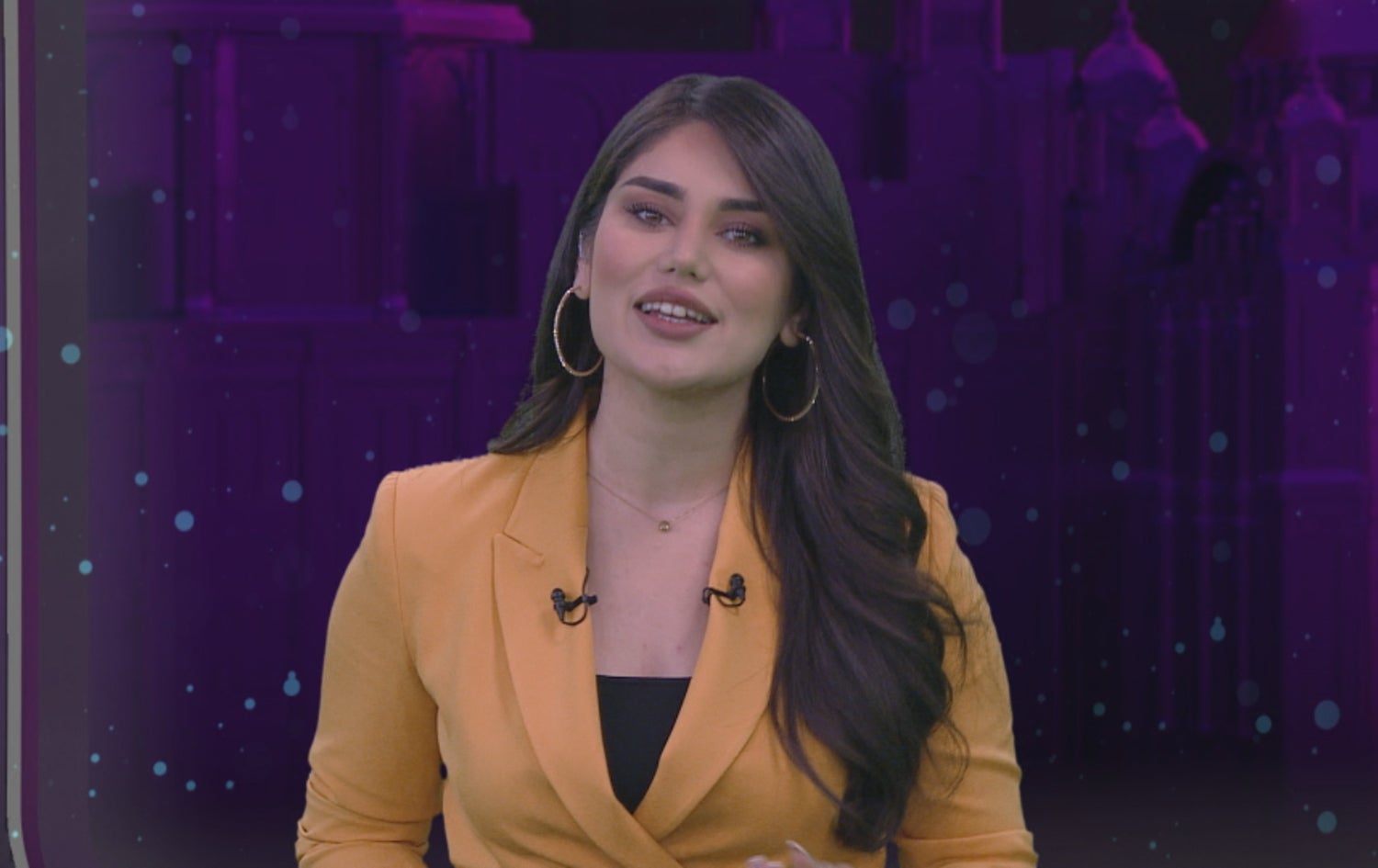 فیچەرەجیاوازەکان لەگەڵ بانوو ببینن