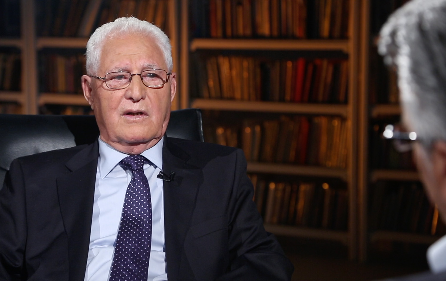 پەنجەمۆر - حەسەن رەستگار – ئەندامی پێشووی دەفتەری سیاسی حیزبی دیموکراتی کوردستانی ئێران – بەشی یەکەم