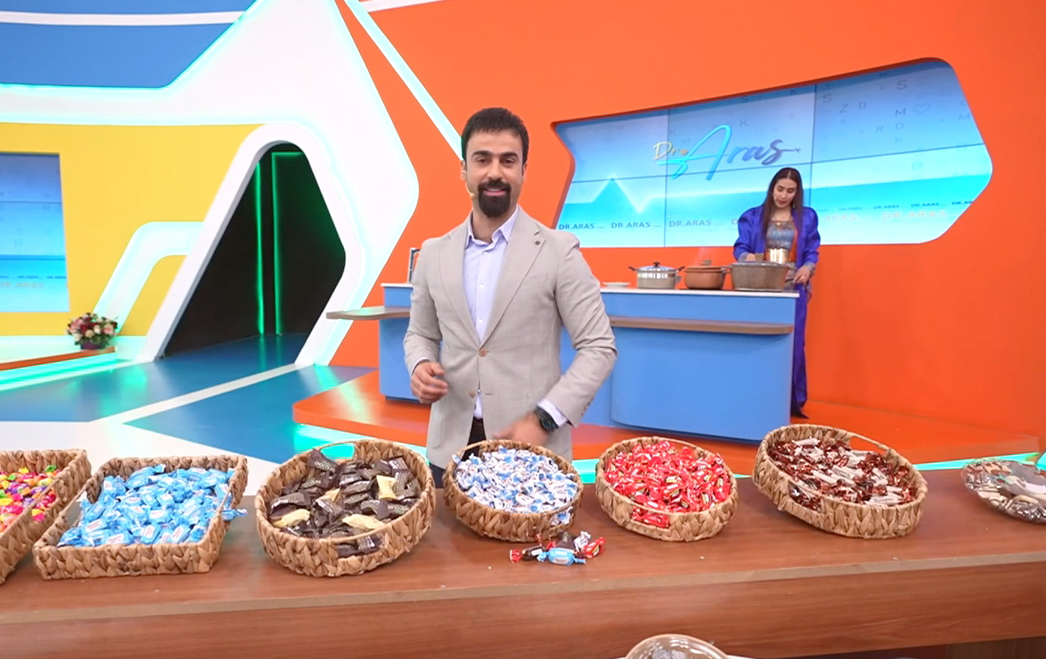Dr Aras