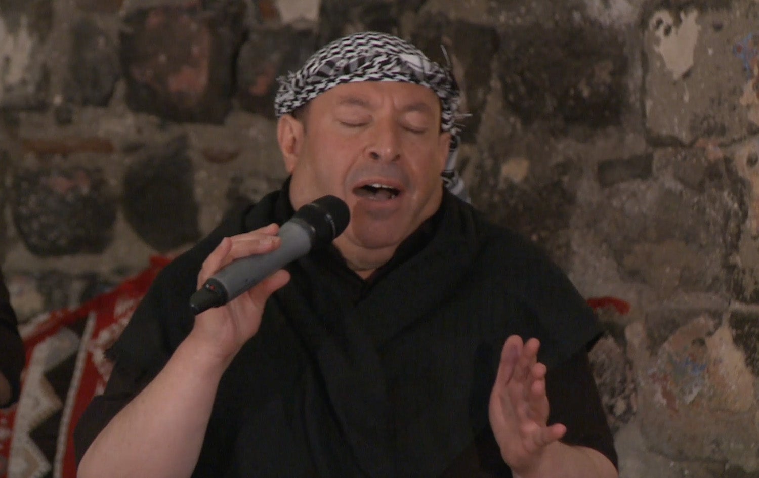 شەڤچەرە - سرووديکی ئایینی بە دەنگی عەلی ئەکتاش