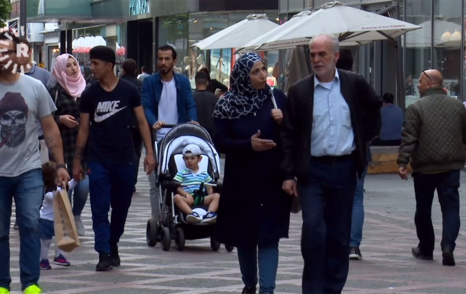 موسڵمانان و تێکەڵبوونیان بە کۆمەڵگەی ئەوروپی