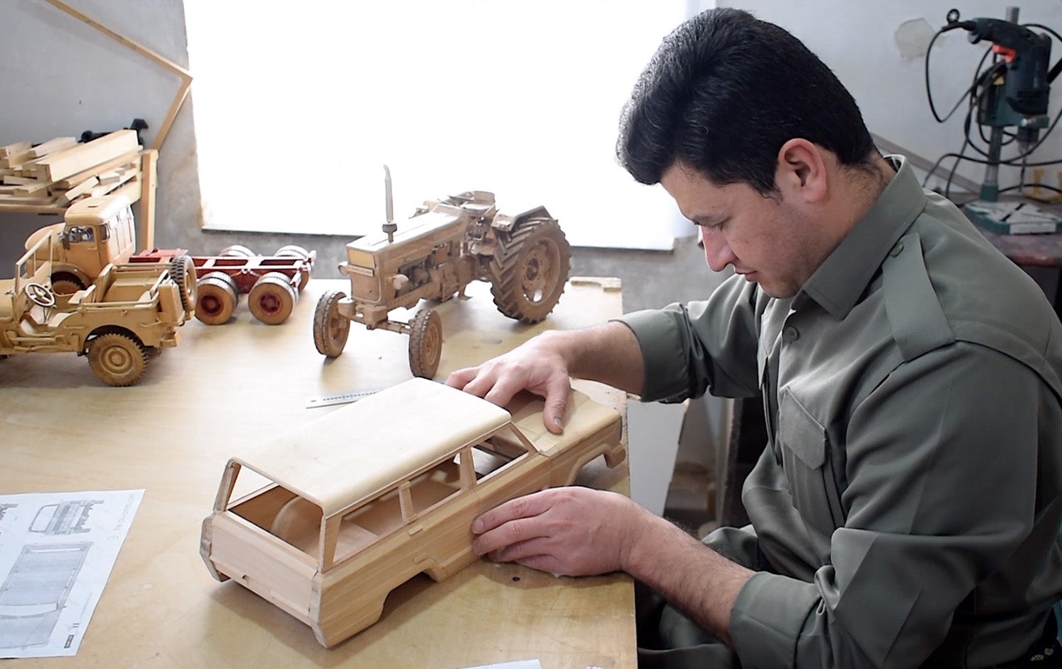 Features - Maketekani Ayub Huseni