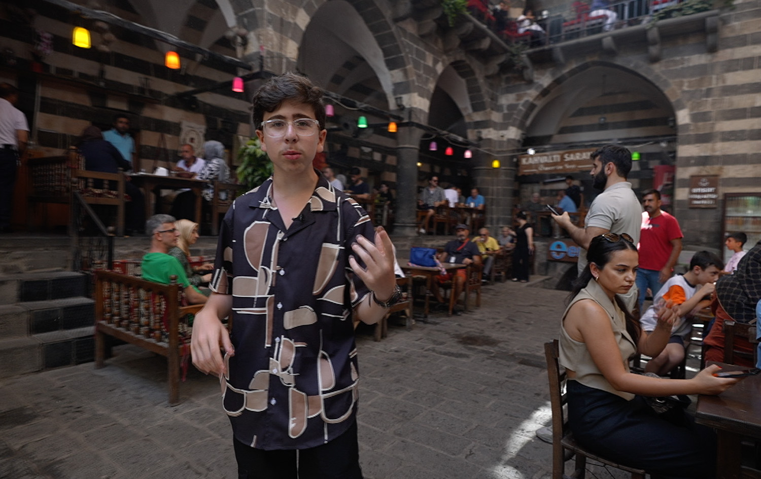 هەژی و هەنی