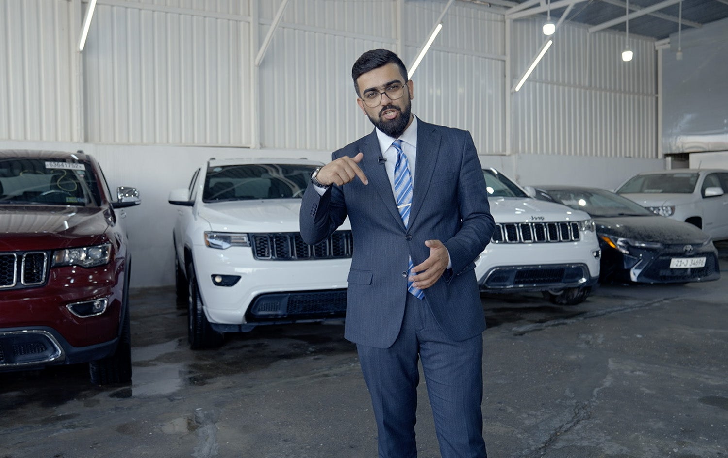 Akar - Bazare Otombel