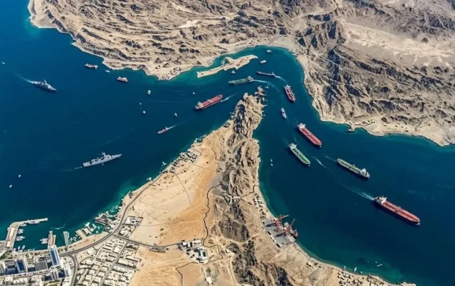 İran basını: İran, Hürmüz Boğazı'yla ilgili hiçbir taahhütte bulunmadı