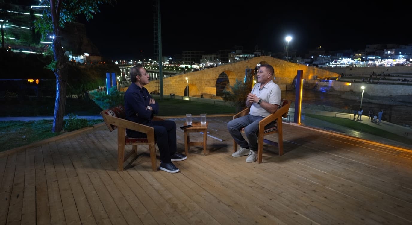 HEVPEYVÎN - Hozan Dîno: Dema ez ji balafirê daketim, min hest kir ku ez li mala xwe me