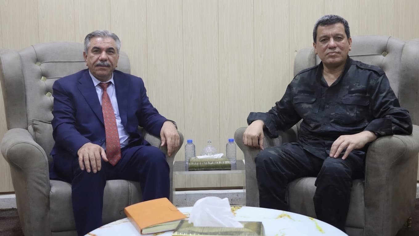 Mezlûm Ebdî û Parêzgarê Hisîçayê civiyan