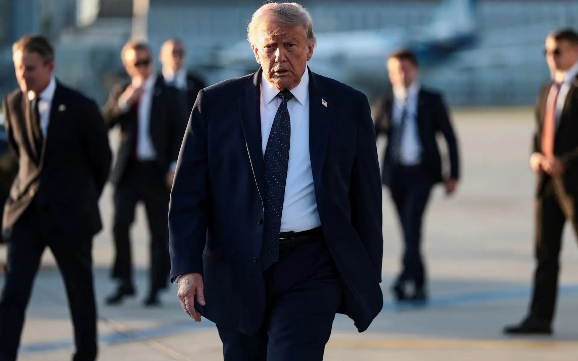 Trump: İran'ın dondurulan 12 milyar doları ABD'li çiftçilerden buğday ve soya alımında kullanılacak