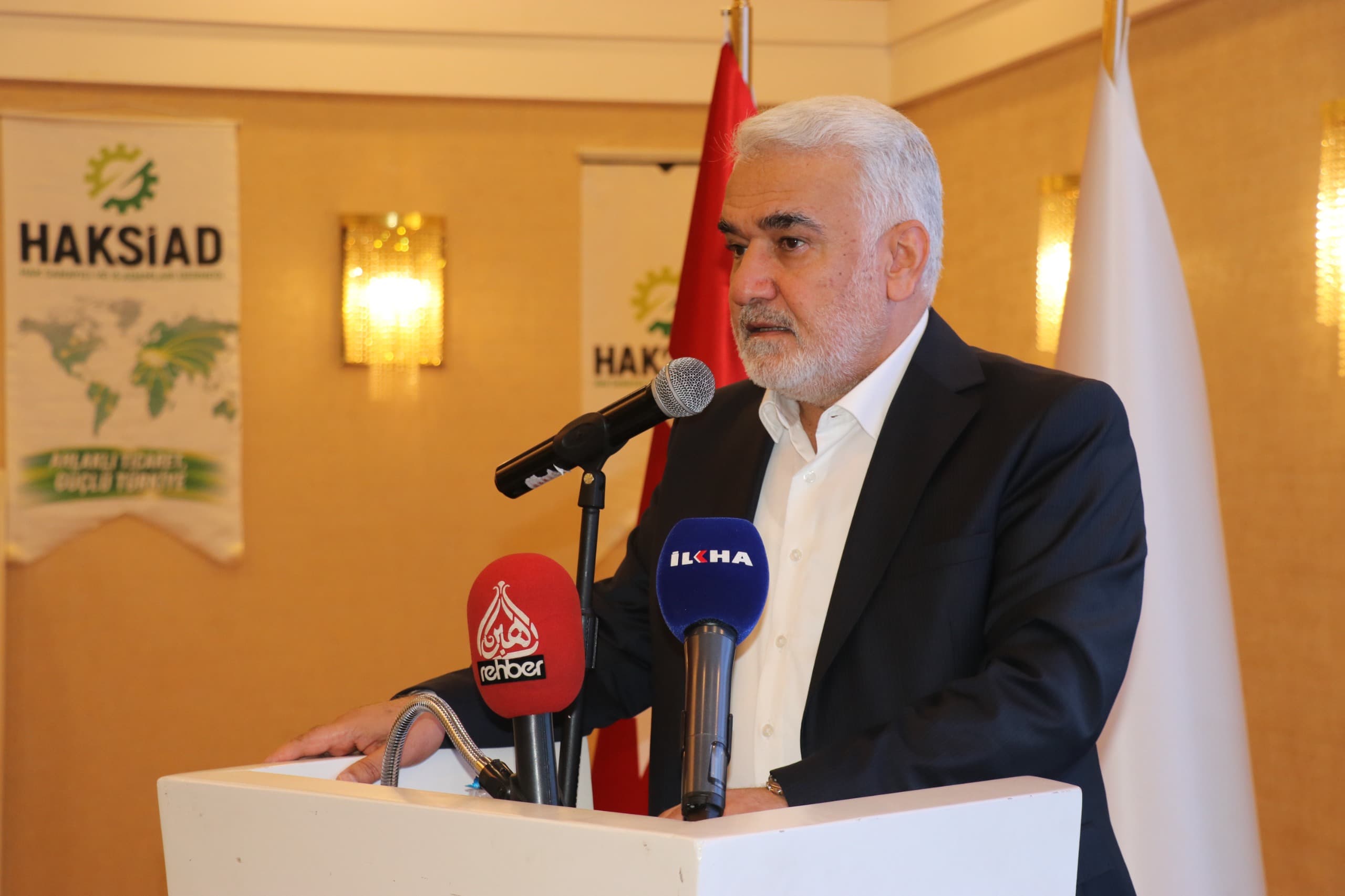 Yapıcıoğlu iş adamlarına seslendi: Dürüst tüccarların İslam'a hizmeti vaazlarla kıyaslanamayacak düzeydedir