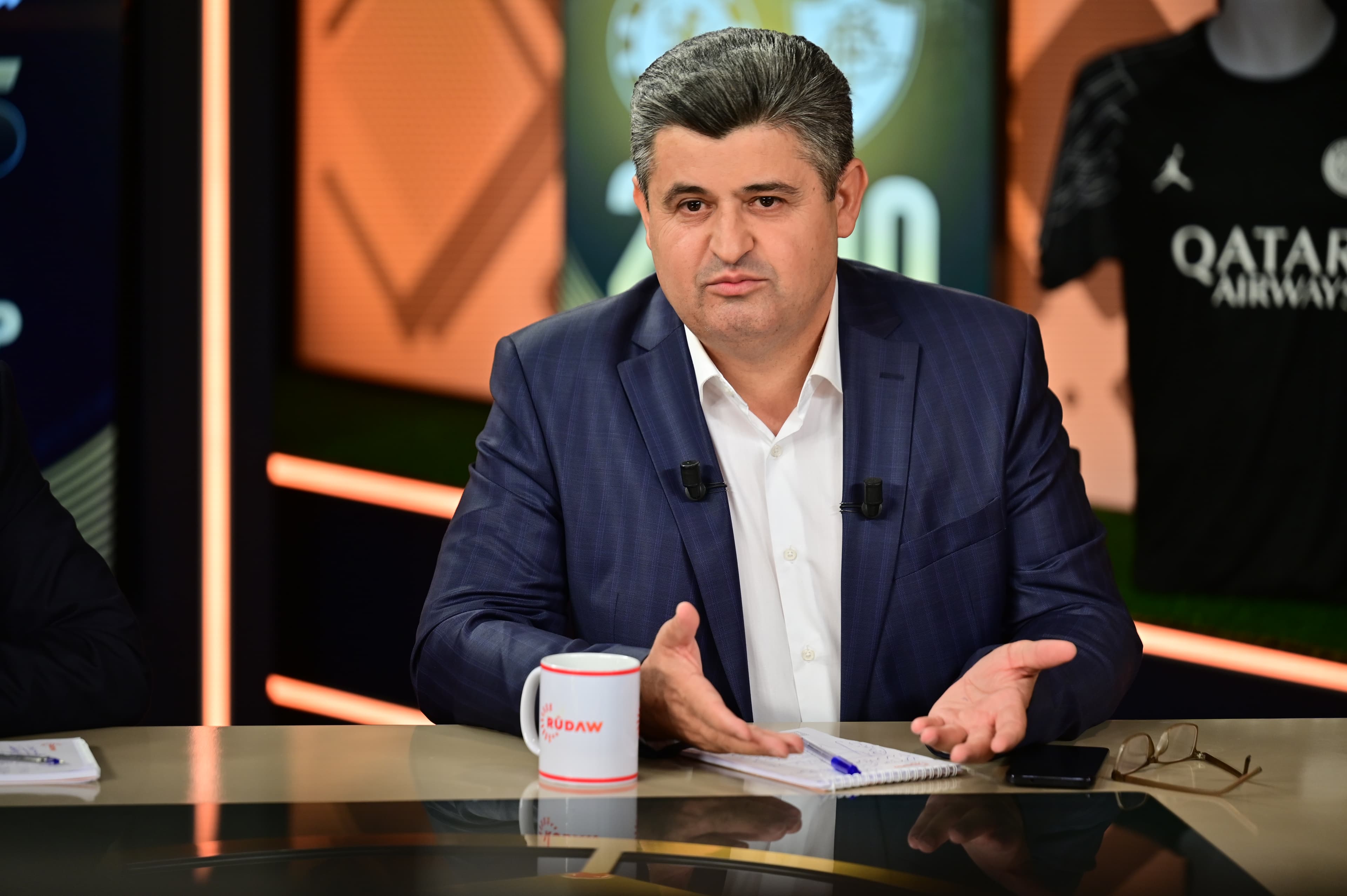 وەڵامتان لای پاشایە!!