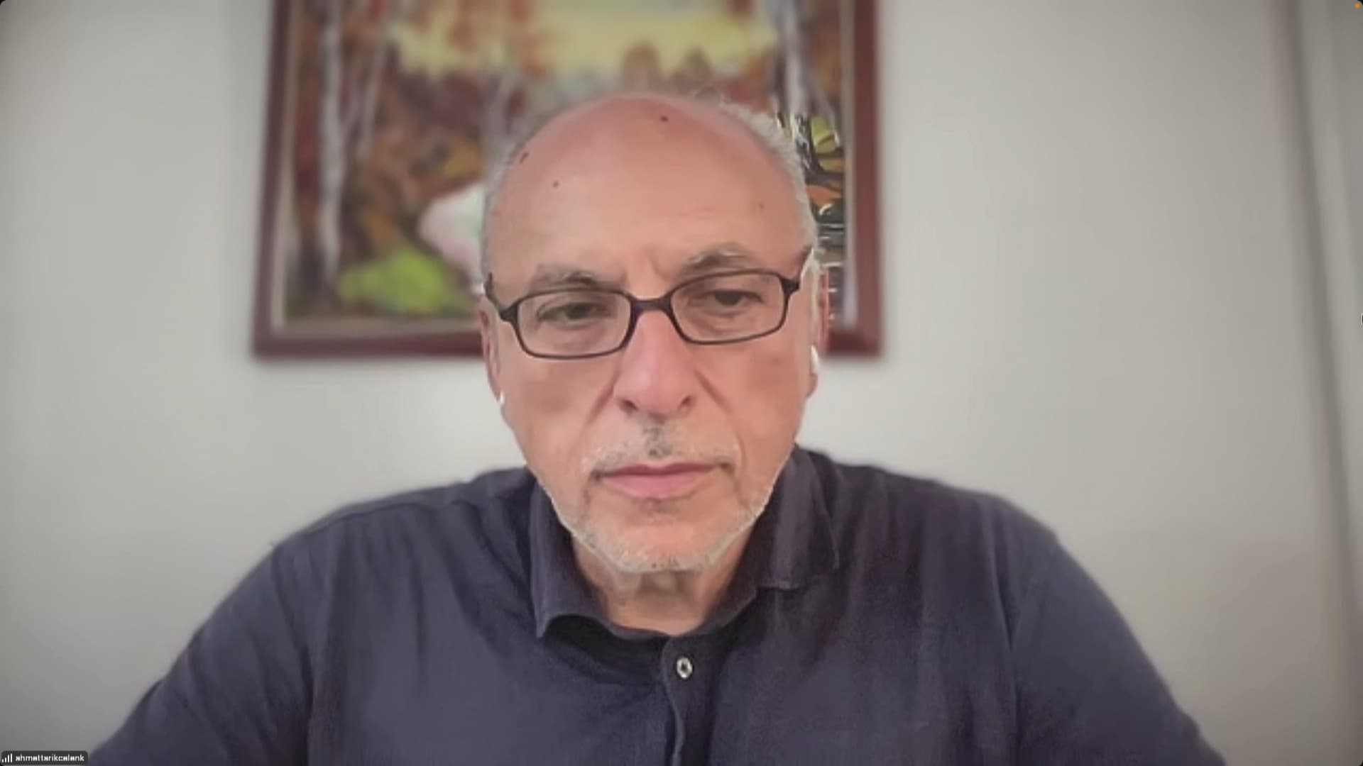 تارق چەلەنک: ئۆجەلان بە ڤیدیۆ کۆنفرانس پەکەکەی بۆ چەکدانان رازی کردووە
