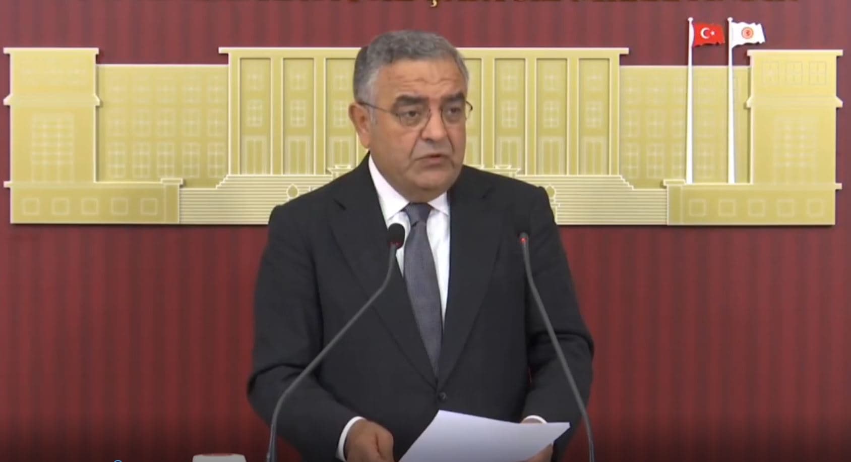 Sezgin Tanrıkulu İBB davasındaki hak ihlallerini raporlaştırdı
