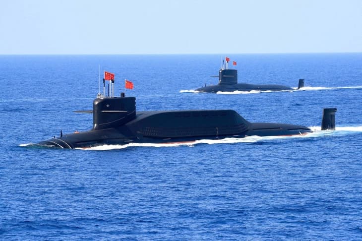 Çin, denizaltıdan stratejik füze denemesi yaptı