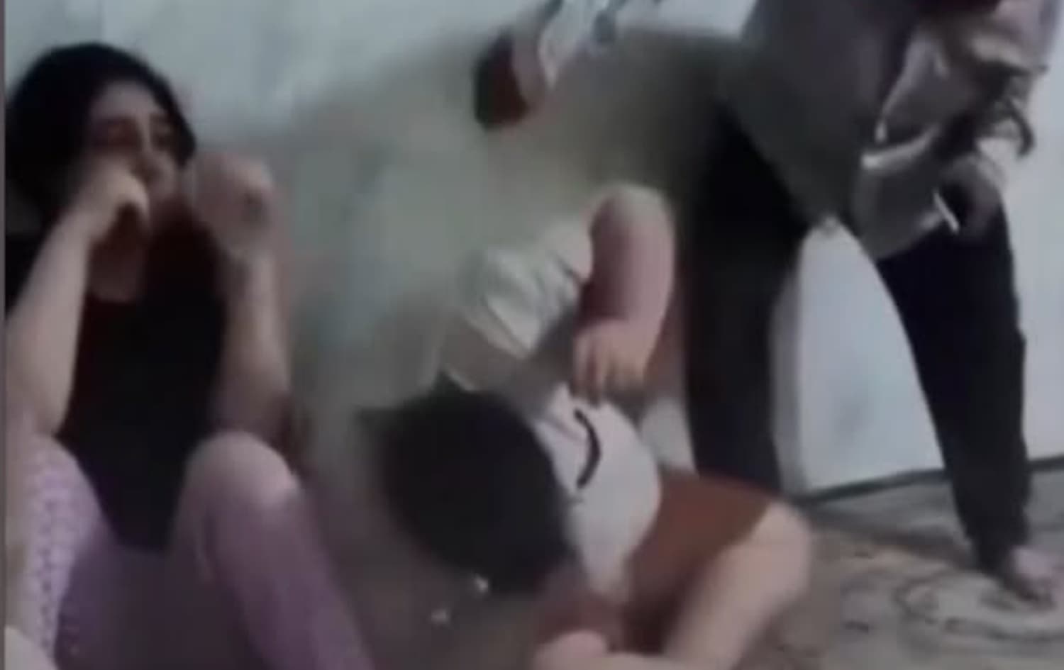 لە بەغدا پیاوێک بە تۆمەتی توندوتیژی دژی منداڵەکانی دەستگیرکرا