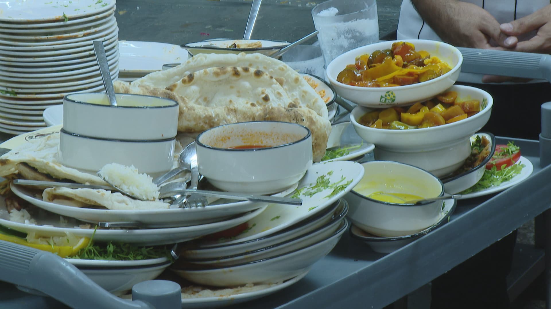 30%ـی خواردنی چێشتخانەکان لە هەرێمی کوردستان دەبنە بەرماوە و فڕێدەدرێن