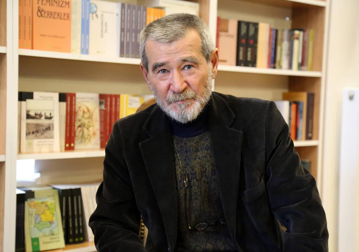 Şair Ahmet Telli entübe edildi