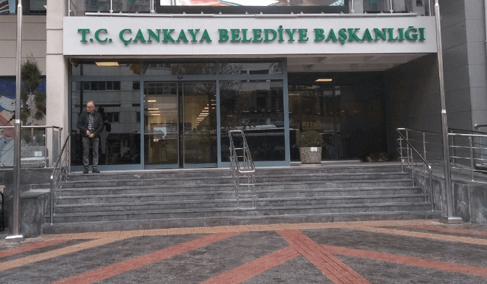 Çankaya Belediyesi'ne operasyon: Başkan dahil 36 kişi hakkında gözaltı kararı verildi
