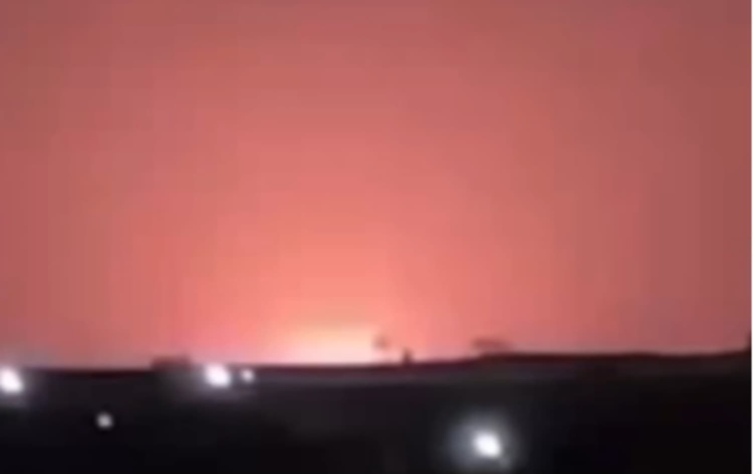 مووشەکێکی ئێران لە بەحرێن دەکەوێتەخوارەوە.