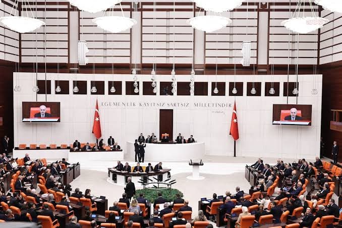 Abdulkadir Selvi: Süreç yasası Meclis tatile girmeden çıkacak