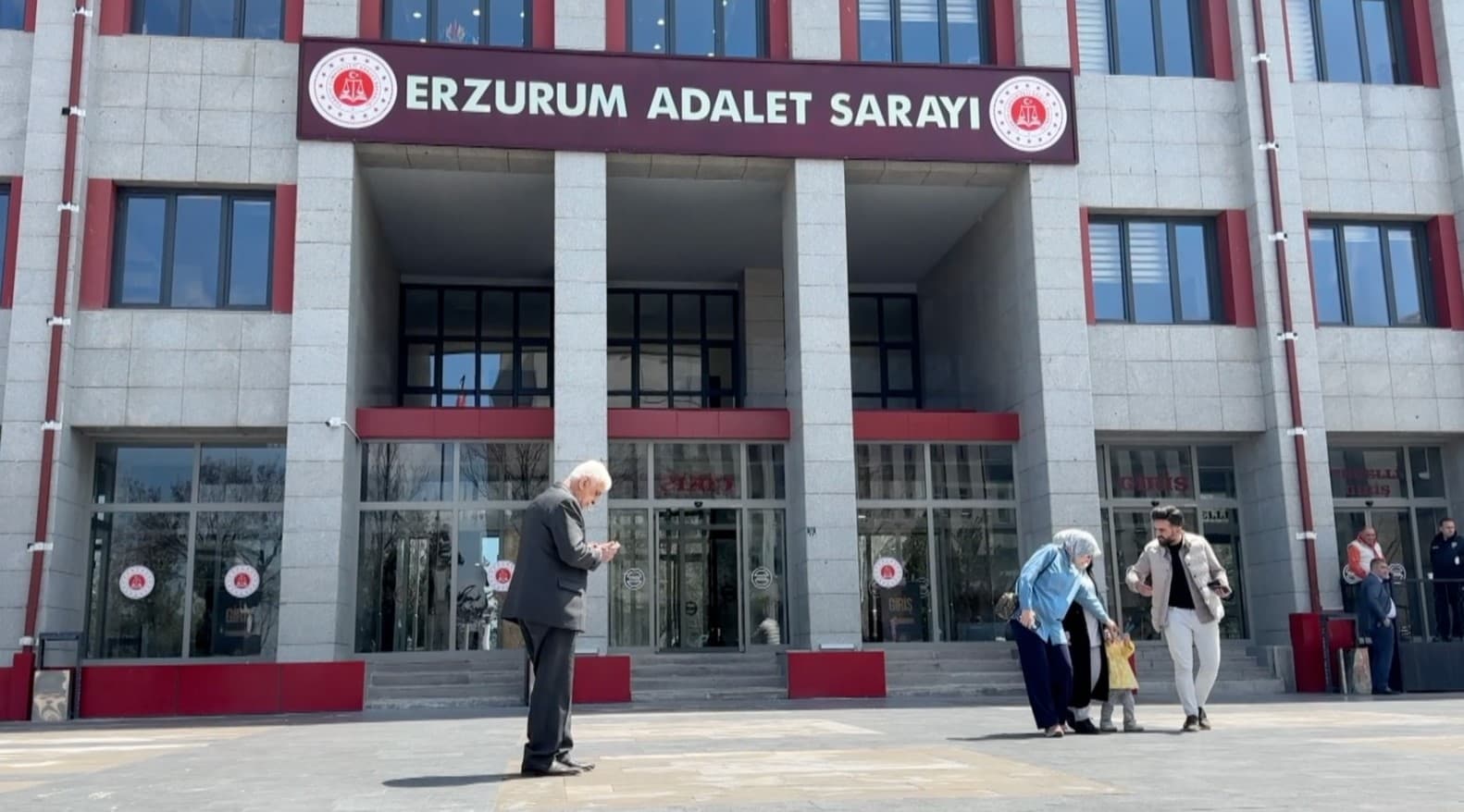 Serdozgeriya Erziromê li ser doza Gulistan Dokuyê daxuyanî da