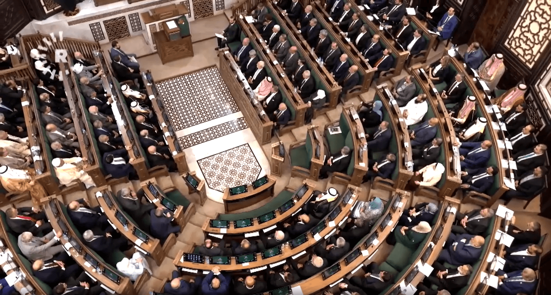Suriye Meclisi toplandı: Kürt temsilciler komitede yer almadı