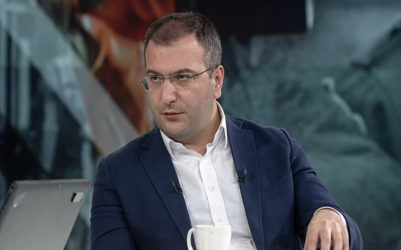 Gazeteci Cem Küçük gözaltına alındı