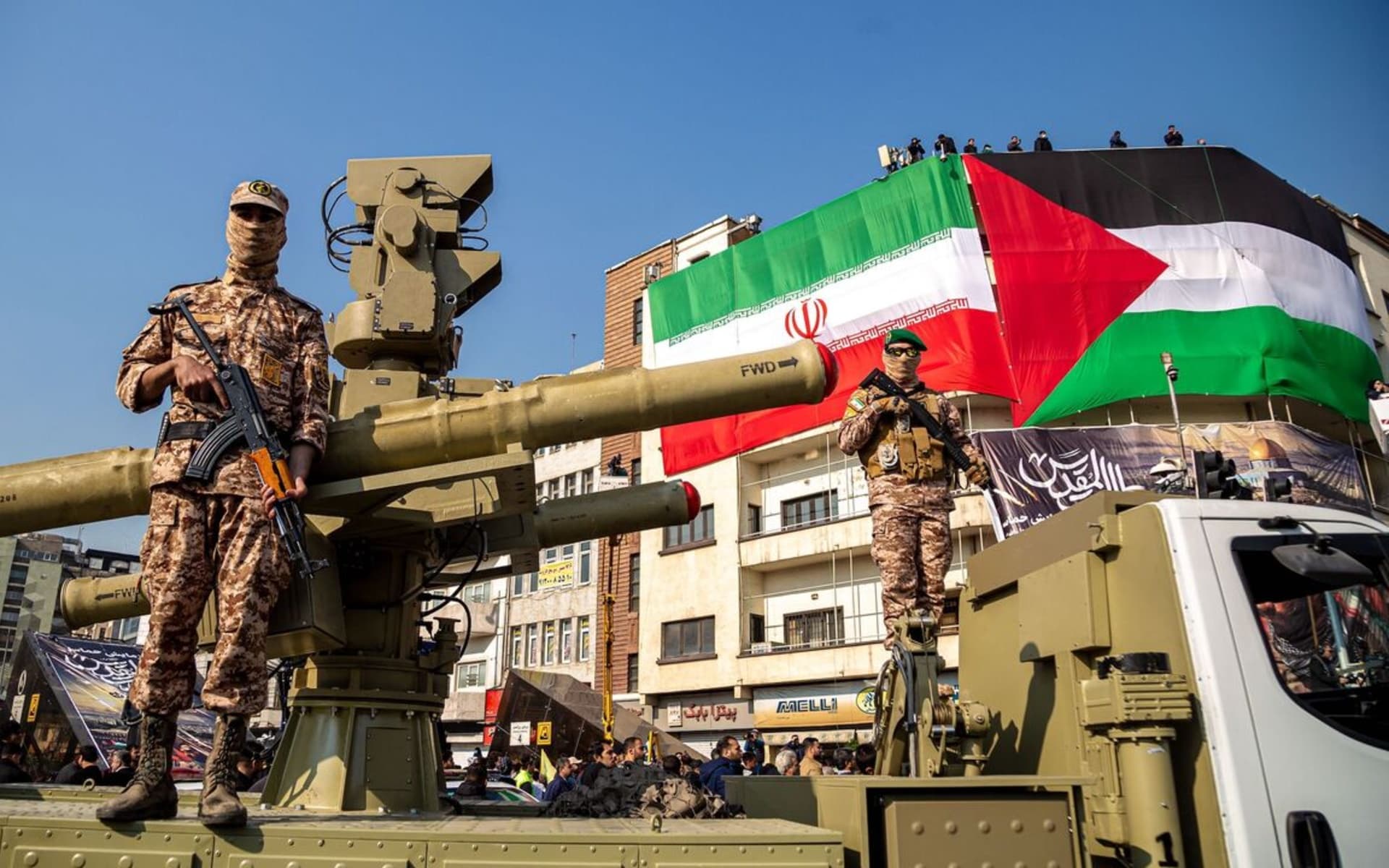 وەزارەتی بەرگریی ئێران: هەر هەڕەشەیەکی دووژمن بە هەند وەردەگرین