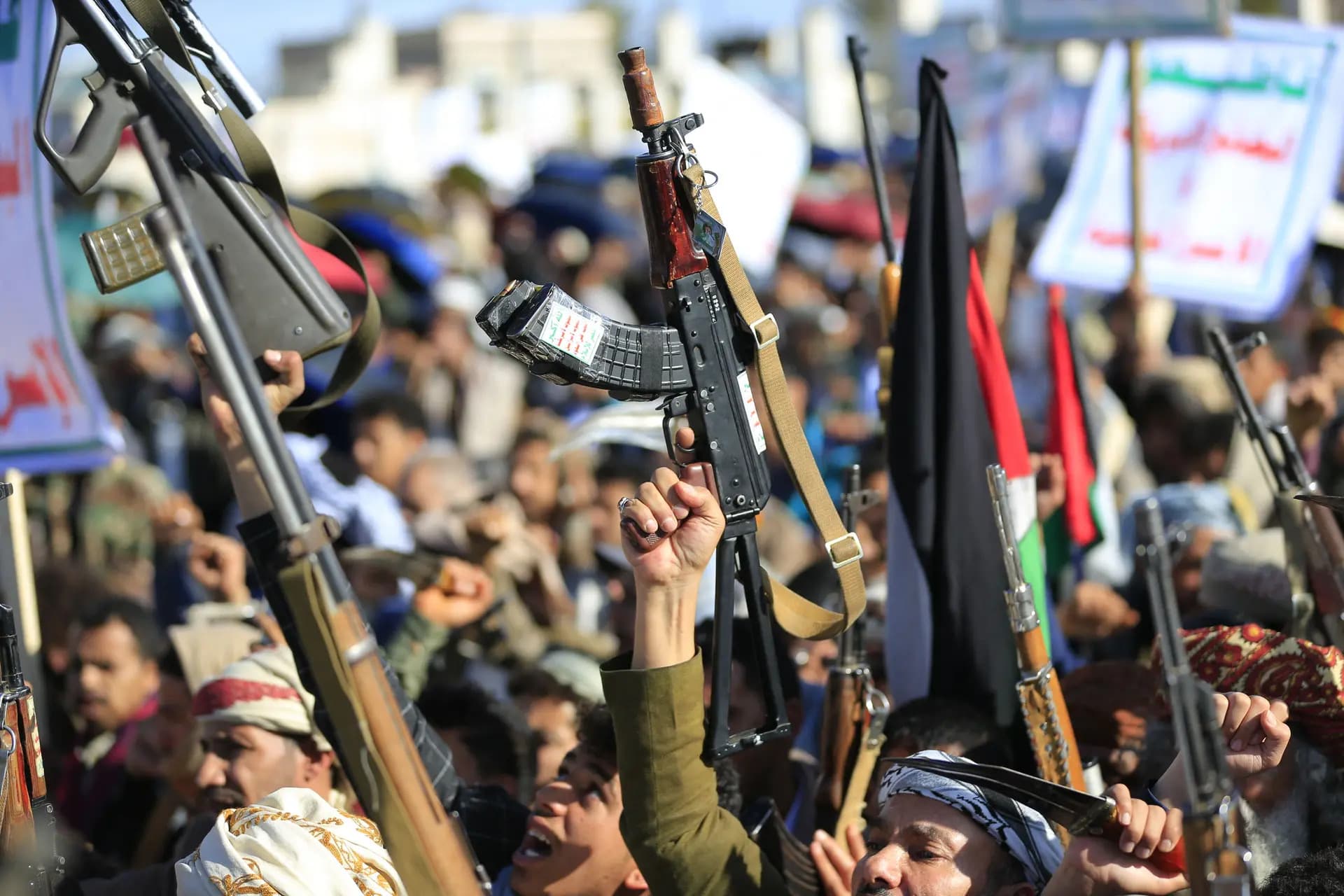 Houthis escalate attacks on Saudi Arabia amid reports of coordinated threat from Iraq, Yemen