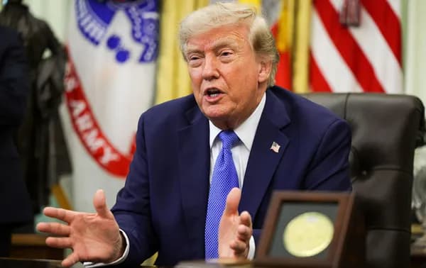 Trump: Hürmüz Boğazı mayınlardan temizlendi, İran tamamen iflas etmiş durumda