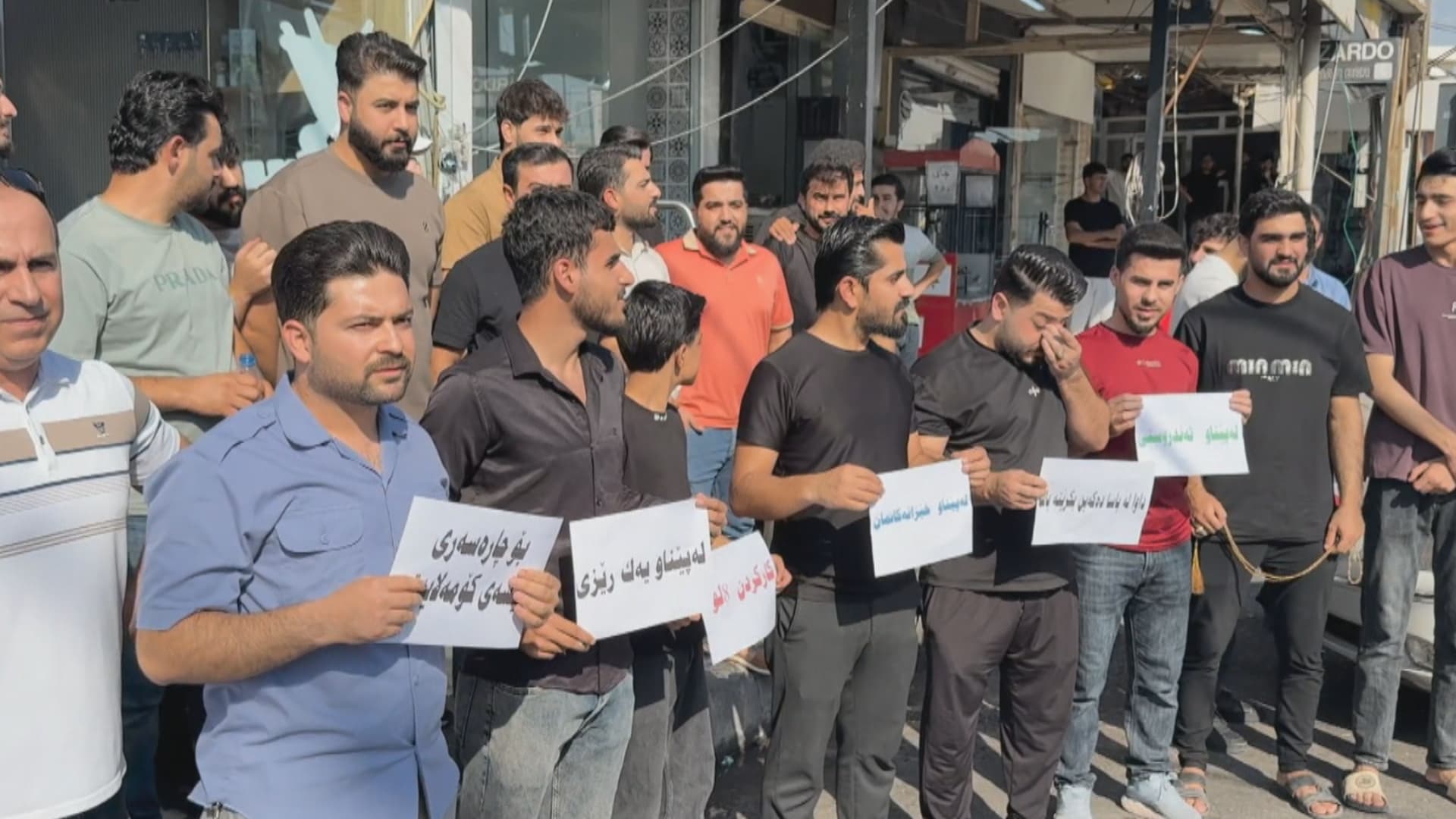 سەرتاشخانەکان داوا دەکەن دوای کاژێر 8ی شەو کار نەکەن
