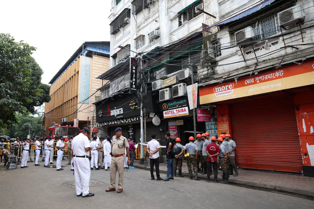 Li Hindistanê agir bi otelekê ket û 9 kes mirin