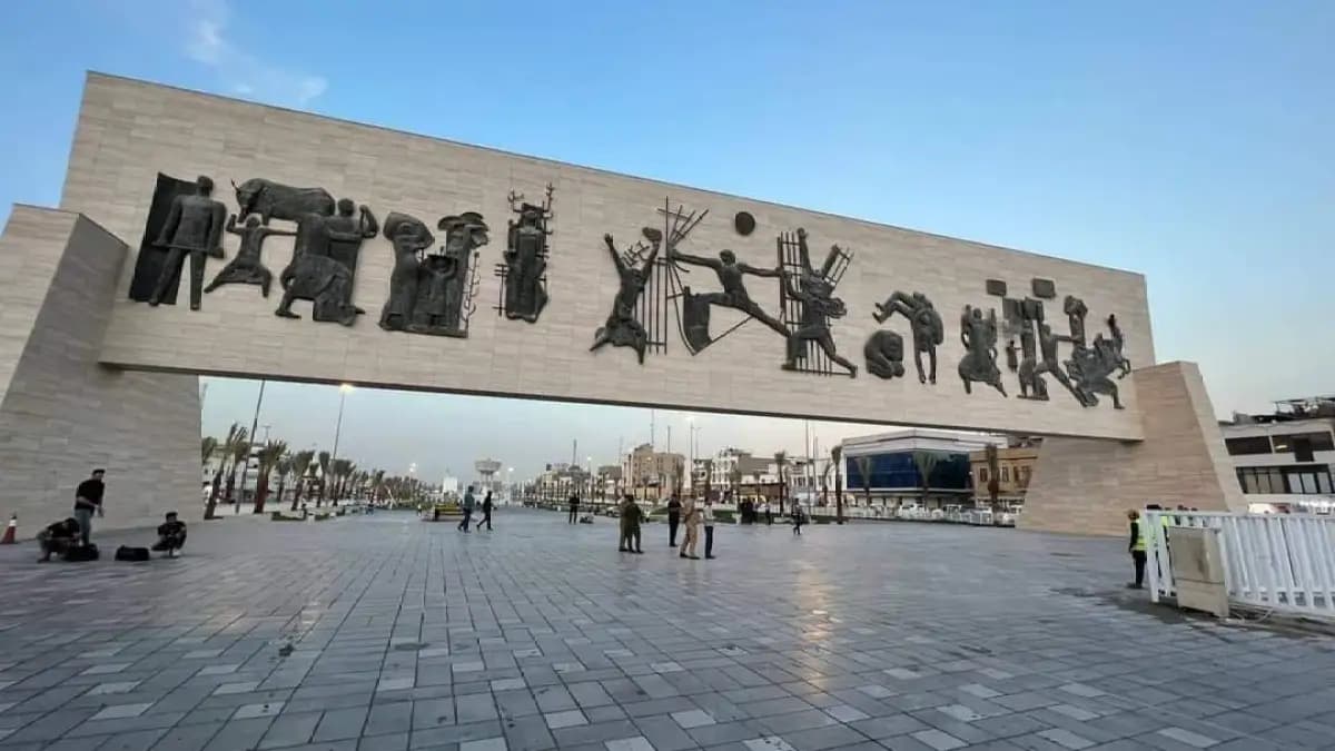 لایەنگرانی گرووپە چەکدارەکان دژی دەستگیرکردنی بەرپرسێکی حەشدی شەعبی خۆپێشاندان دەکەن