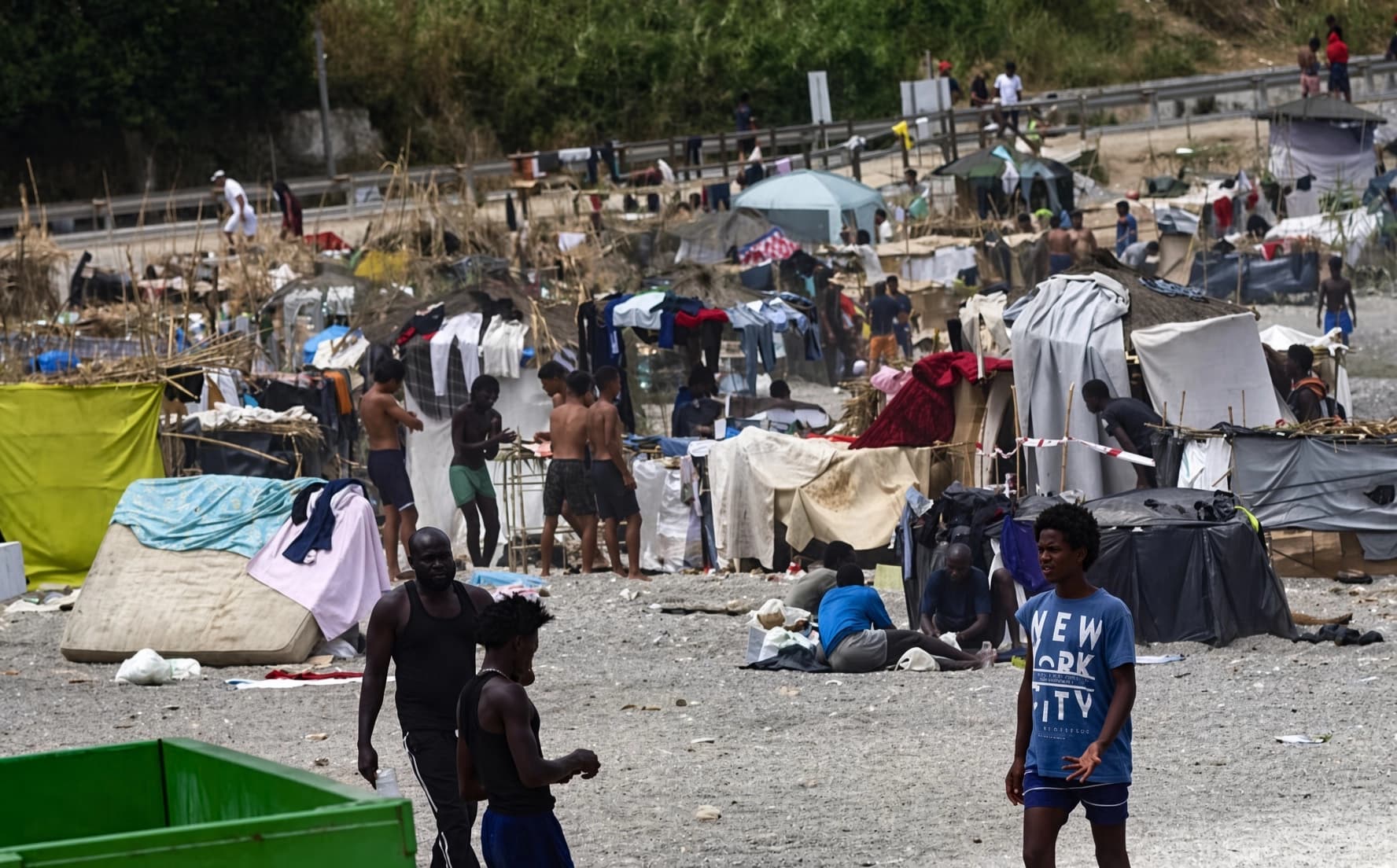 Ceuta’da göçmenler açlık ve şiddetle karşı karşıya