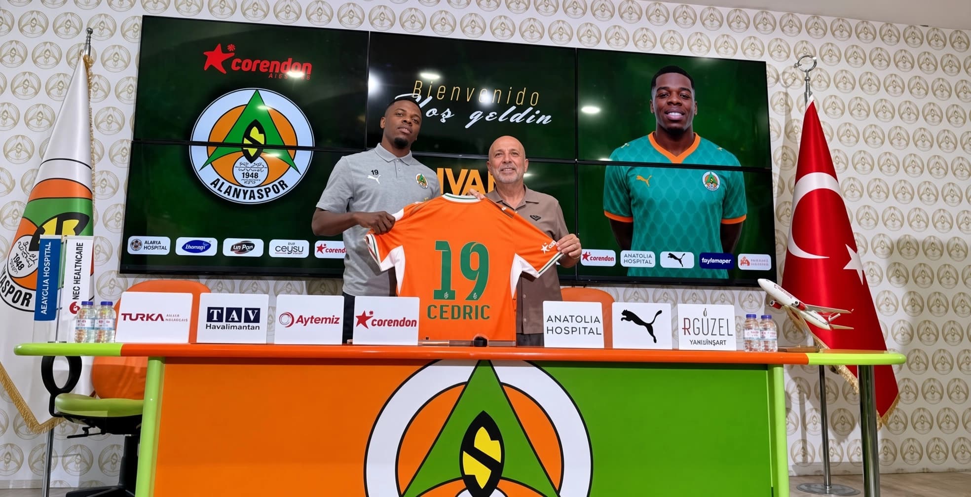Vanspor’un golcüsü Ivan Cedric Süper Lig ekibine transfer oldu